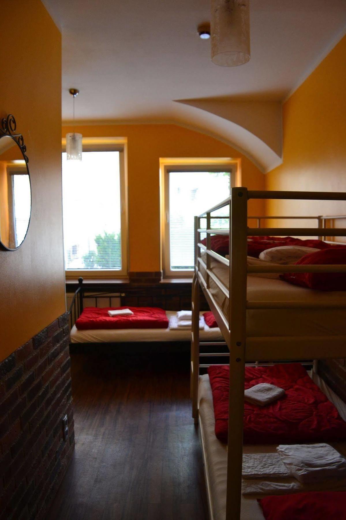 Do Step - & Auberge de jeunesse *